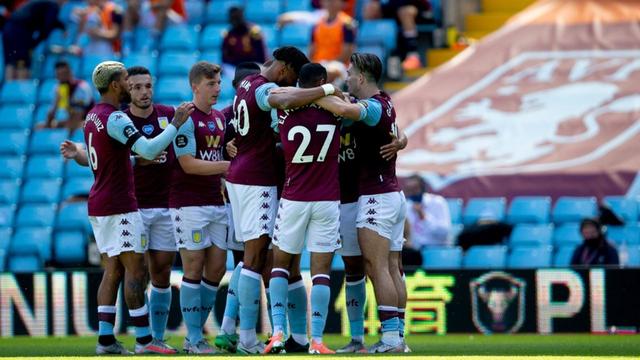 土耳其女球员狂砍69分，面相妆容神似李梦，引爱德华兹疯狂示爱（土耳其女将狂轰69分，妆容酷似李梦，爱德华兹高调示爱）