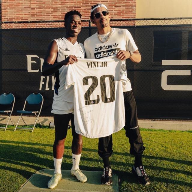 熊猫杯U22国足2-0力克韩国U22，拜合拉木双响+写意脚后跟破门（熊猫杯：U22国足2-0击败韩国U22，拜合拉木梅开二度并上演脚后跟破门）