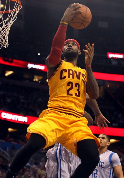 FIFA最新世界排名：西阿法英巴葡荷比德锁定世界杯种子队；中国仍居第93（FIFA世界排名更新：西阿法英巴葡荷比德锁定世界杯种子席位，中国依旧第93位）