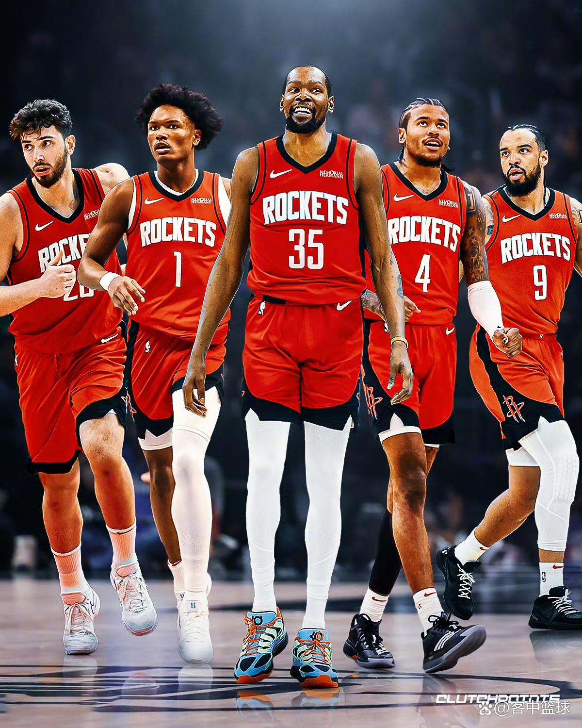 记者：蒯纪闻左臂疑似骨裂，刘浩帆膝盖内侧副韧带出现伤病（据报道，两名球员受伤：一人疑似左臂骨裂，另一人膝内侧副韧带受损）