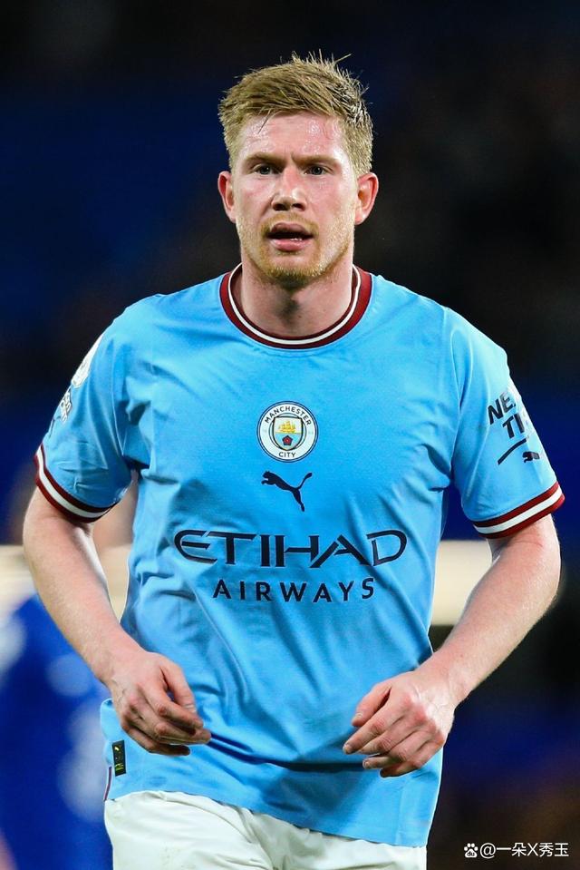 连续9场国家队比赛参与进球，奥亚萨瓦尔成西班牙队史第一人（奥亚萨瓦尔已连续9场为国出战参与破门，创西班牙队史第一人纪录）