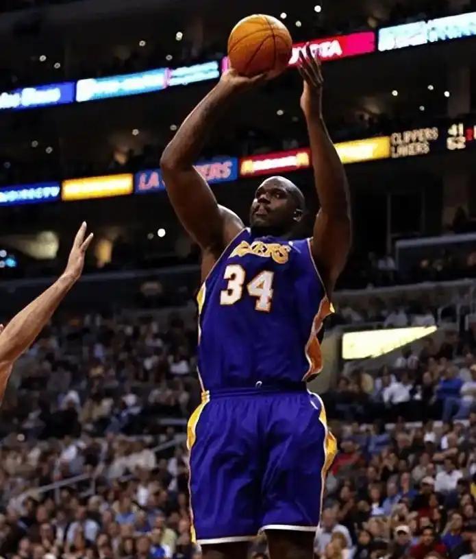 D站米兰哥第14集：绝佳的临场调整和神奇的美国队长（D站米兰哥第14期：出色的临场应变与不可思议的美国队长）